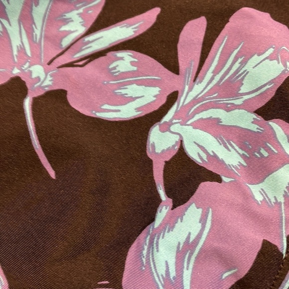 Lands End blue and black floral print swim top - Picture 6 of 6